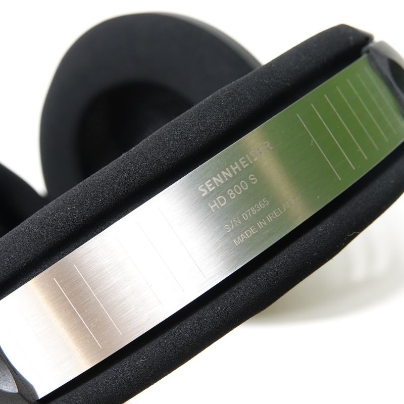 HD 800 S