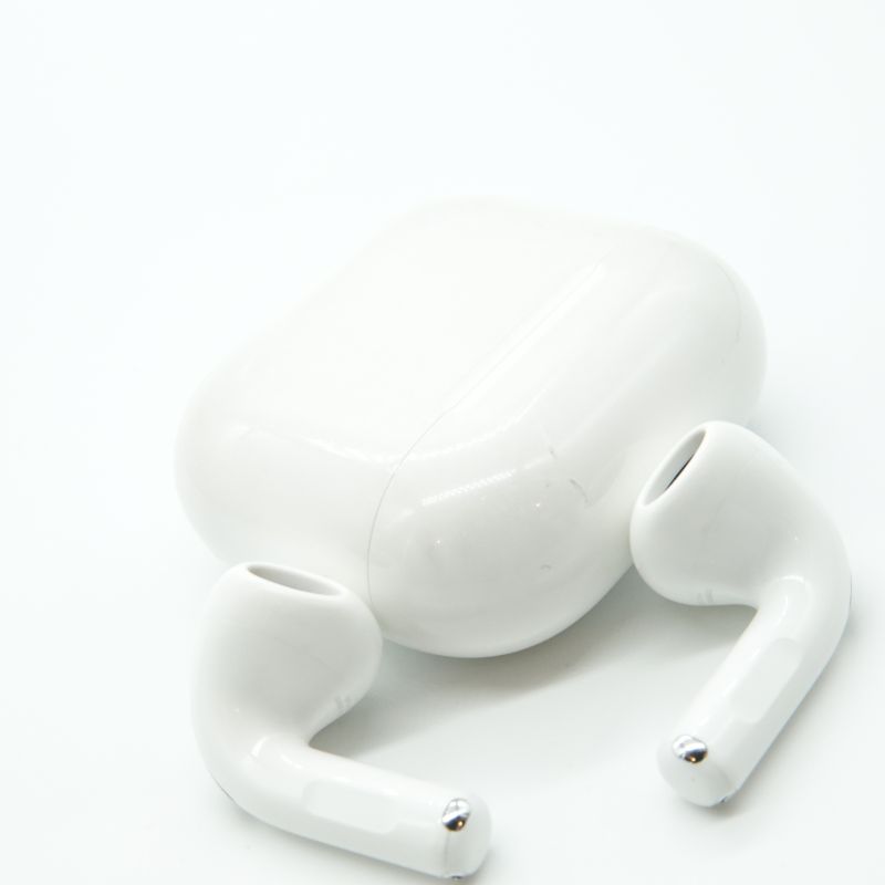 Apple AirPods 4 ANC [MXP93JA] AB-ランク 中古｜フジヤエービック