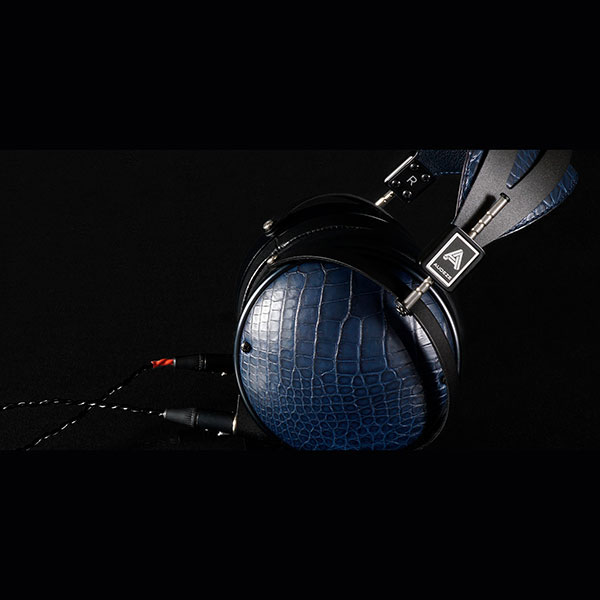 LCD-XC Alligator Limited Edition Blue