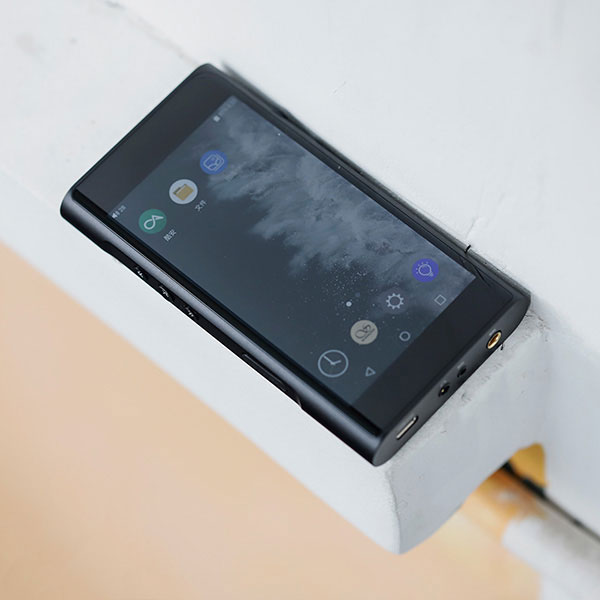 M6 Pro Black