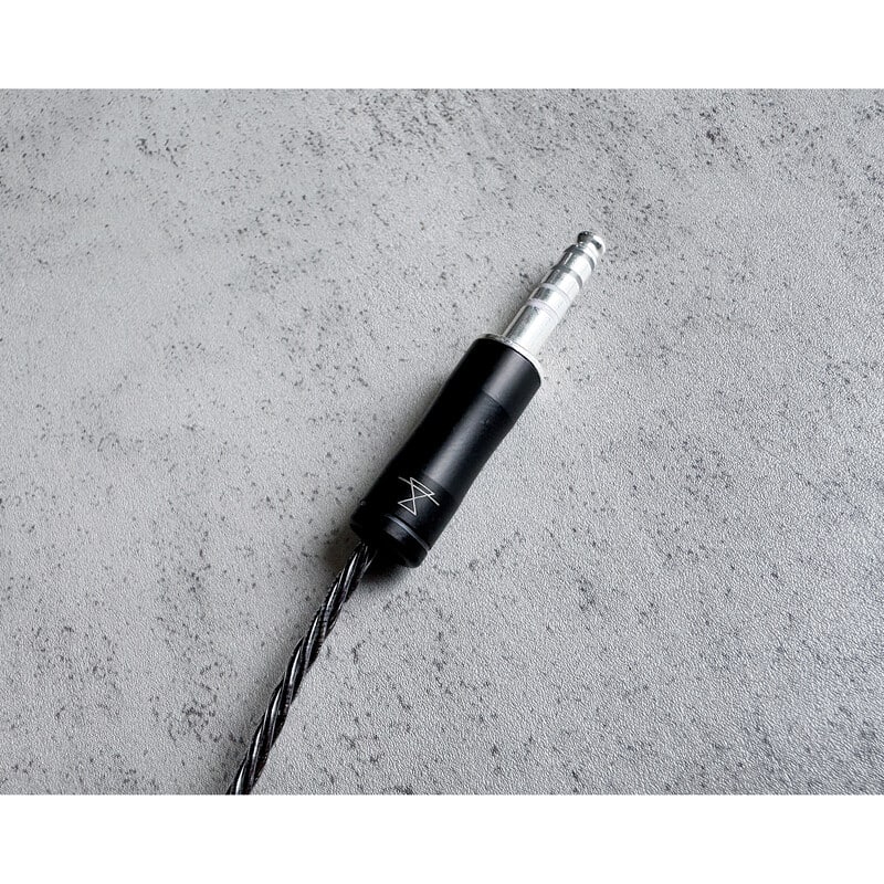 Black Hidden Sheep / WAGNUS. Original 4.4mm 5-pole Plug EIR - “ARGENTA” / WAGNUS. Original IEM 2pin EIR - “ARGENTA“ / NDT製法仕様/特殊ロゴプレート ブラックラブラドライト・シングル装飾