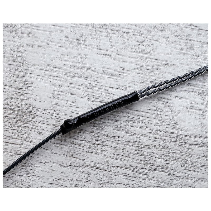 Black Diamond Vier / 4.4mm 5極 AEC製金メッキプラグ / MMCX / ロゴ＆イヤーコネクタアートワーク ブラックキュービックジルコニア装飾