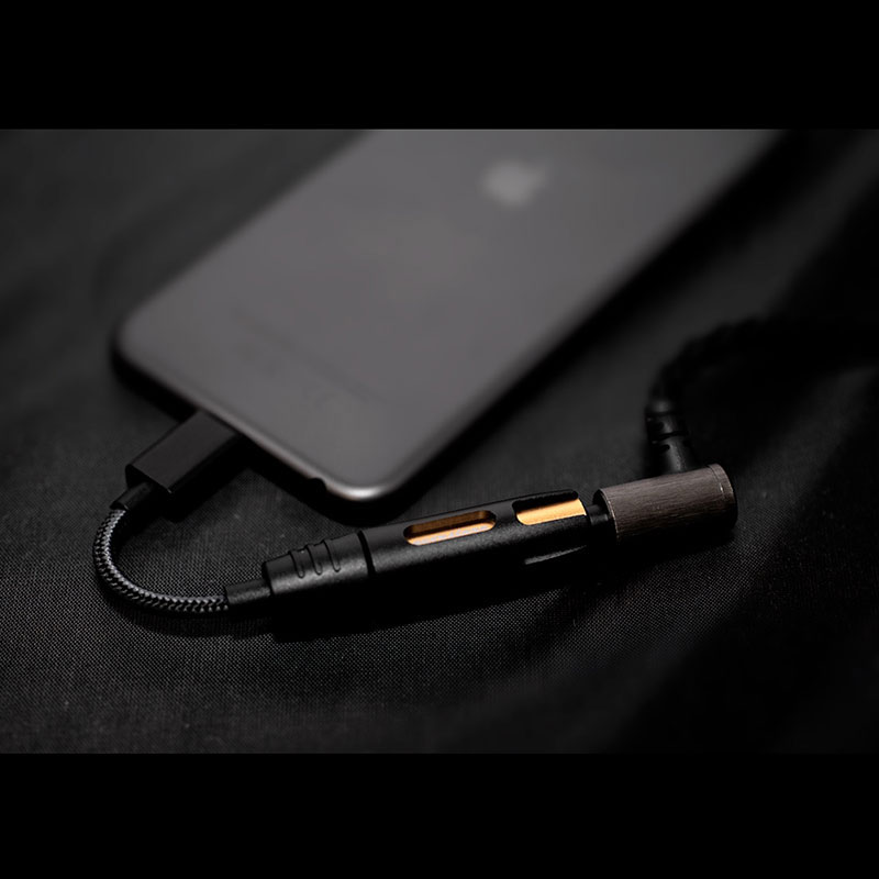 AS2000 Lightning Adapter