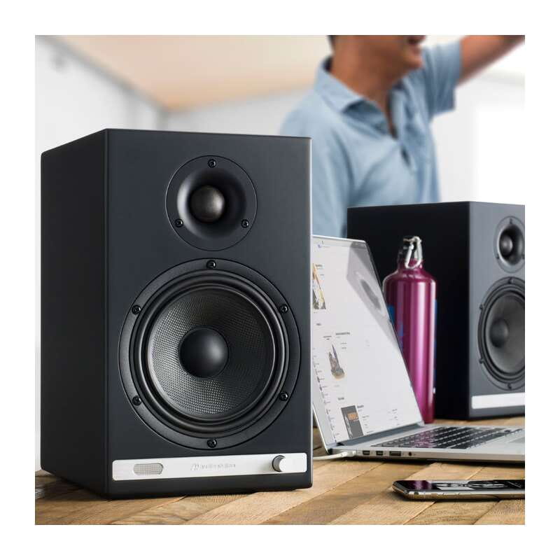 HD6 Stain Black