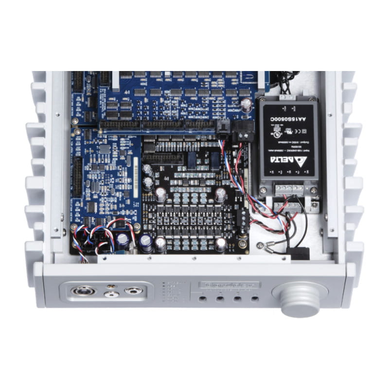 812 DAC PREAMPLIFIER