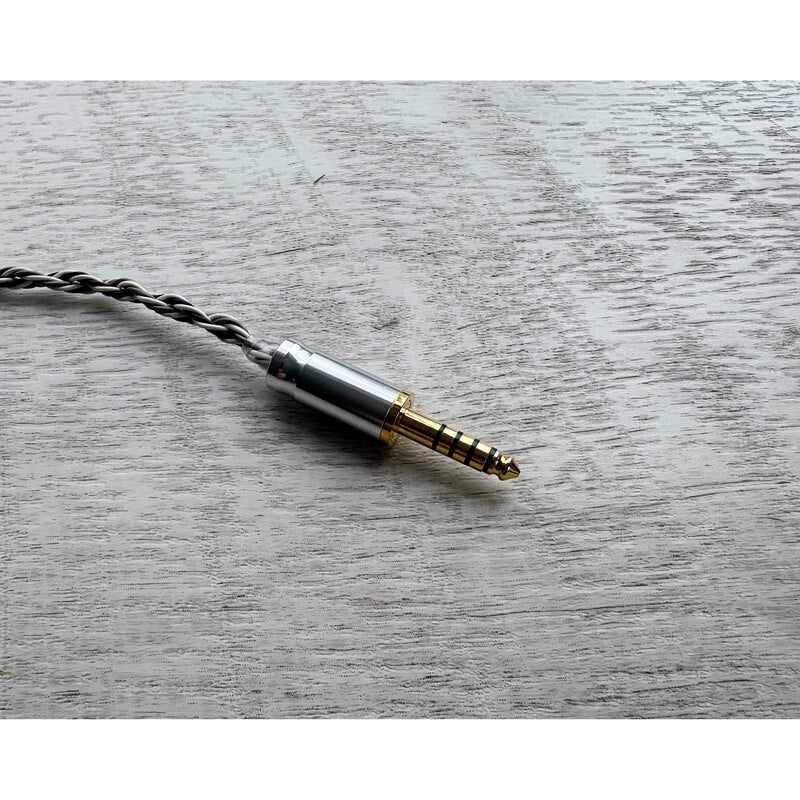 Mairegen Acht -Type Black × Gray × White- / 4.4mm 5極 AEC製 金メッキプラグ / Custom 2pin / イヤーコネクタアートワーク