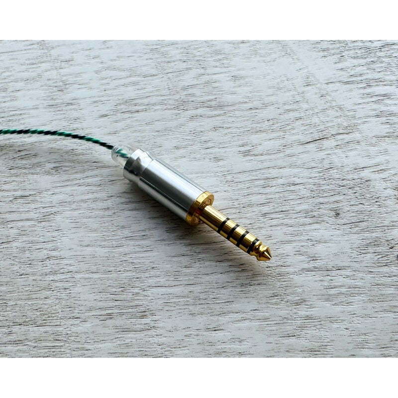 Watermelon Lily / 4.4mm 5極 AEC製 金メッキプラグ / Custom 2pin / ロゴ＆イヤーコネクタアートワーク