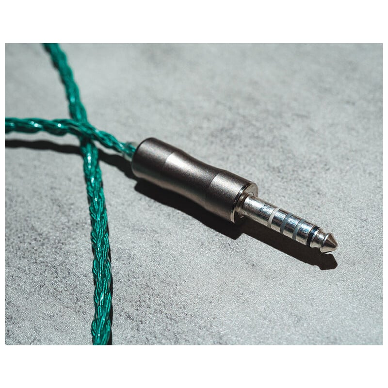 Mouton Emeraude / 4.4mm 5極 トープラ販売製 CINQBES純銅材 銀ストレートメッキプラグ / CINQBES 銀ストレートメッキ Custom 2pin / エメラルド・シングル装飾