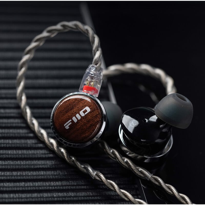 FP3 Type-C Walnut [FIO-IEM-FP3TC-W]（2025年11月14日発売予定）
