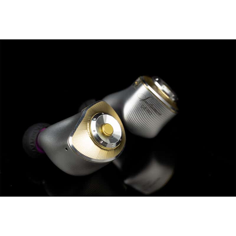 SPECTRUMICA(2025年11月15日発売予定)