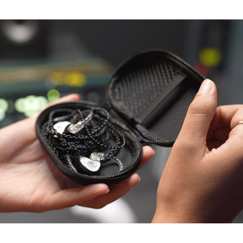 TWO(2025年12月19日発売予定)