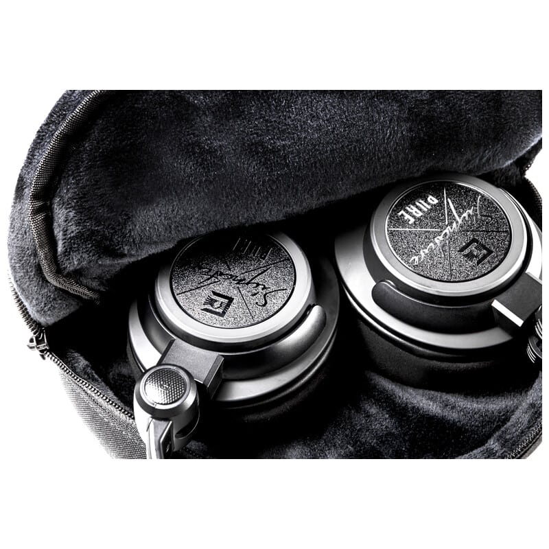 Signature PURE BLACK [ULT-SIG-PURE-BLK]（2025年12月20日発売予定）