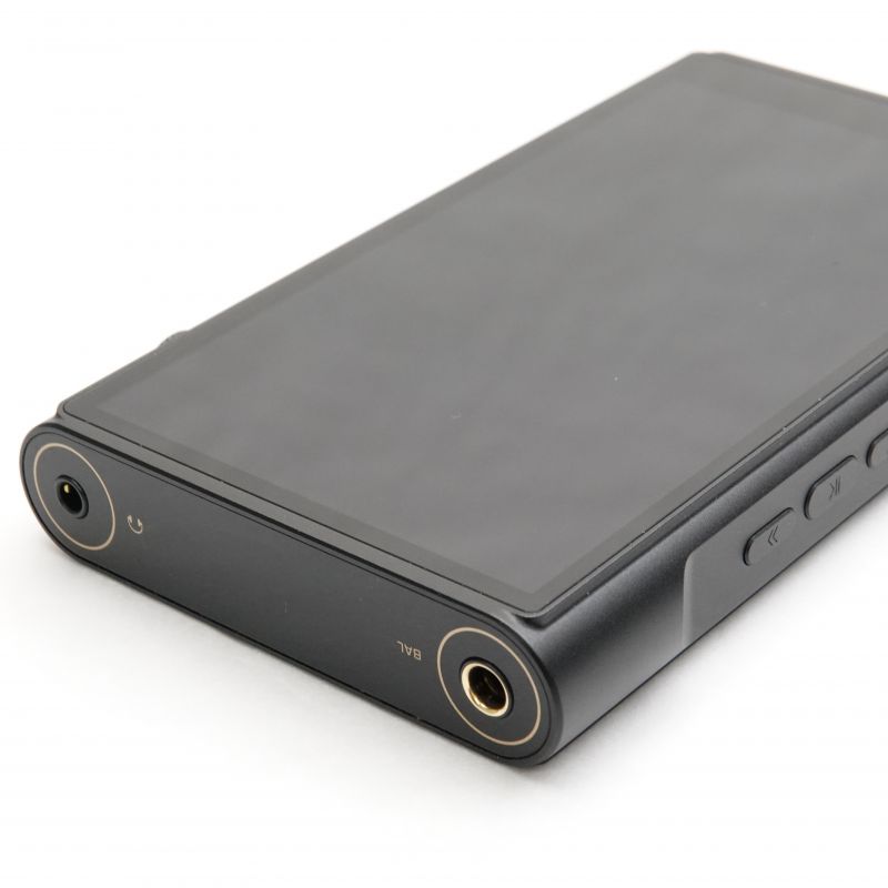 M6 Ultra (Black)