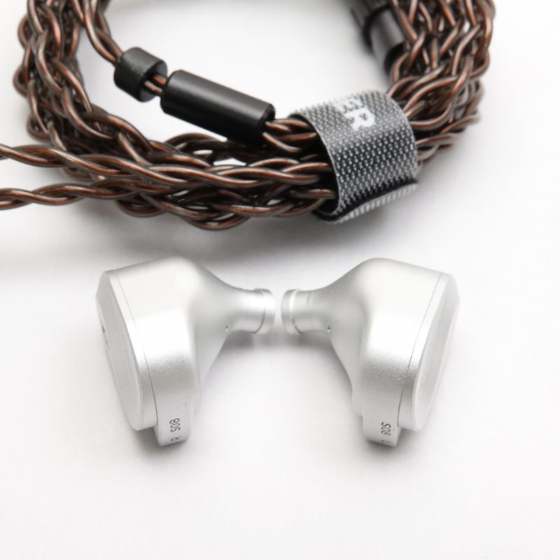 S08 - Silver