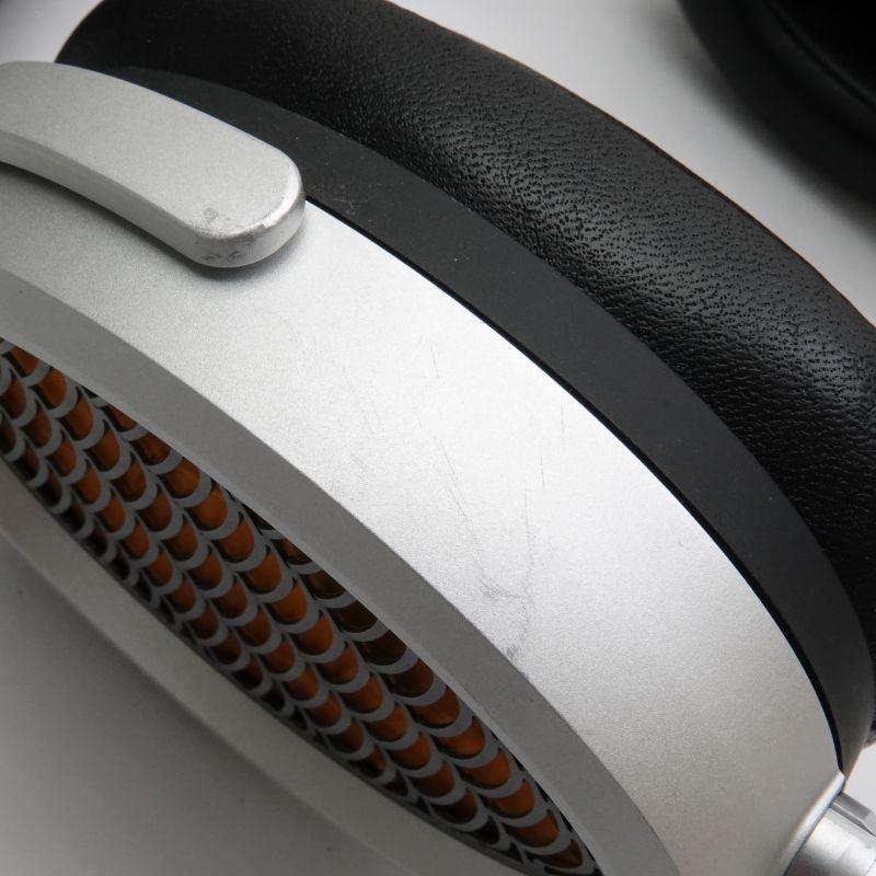 BRAVURA-HP-SILVER