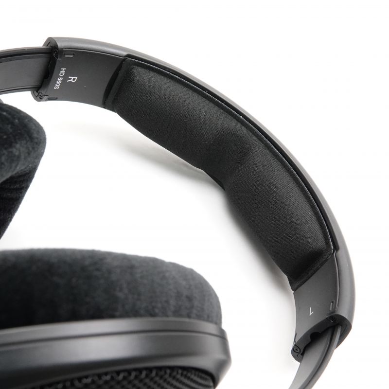HD560S