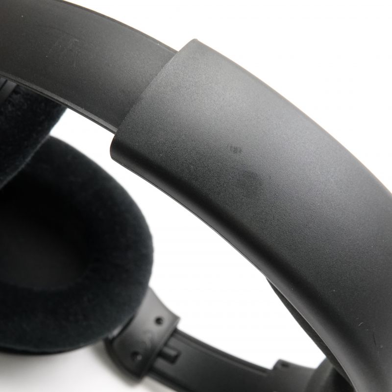 HD560S