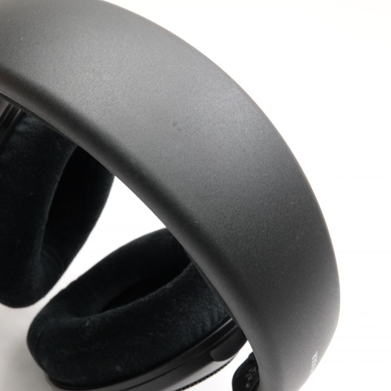 HD560S