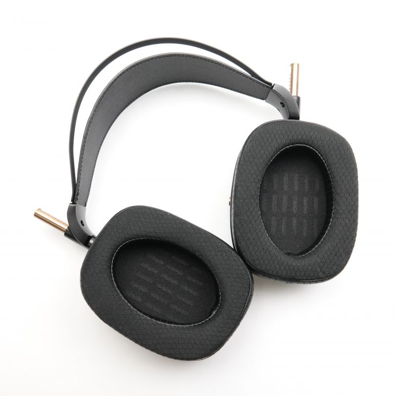 HW600
