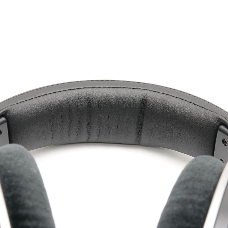 HD 550