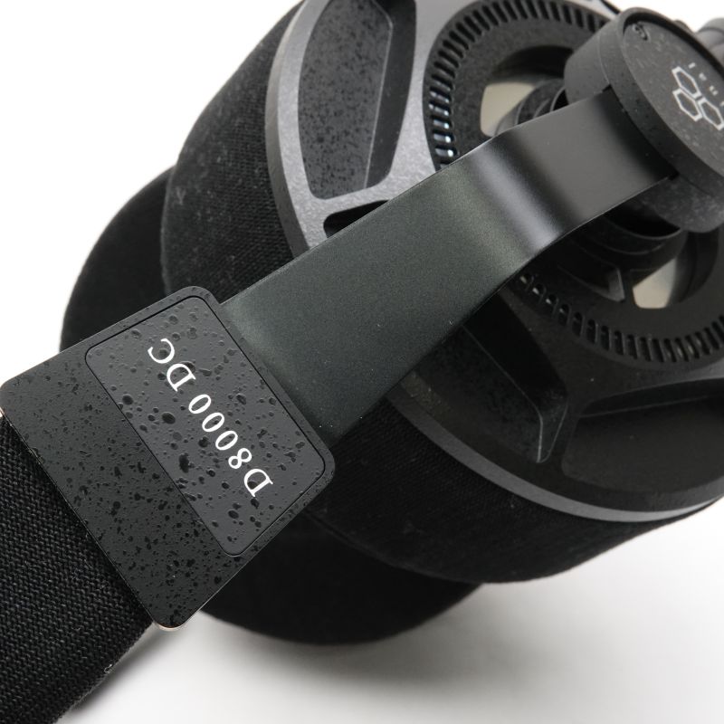 D8000 DC
