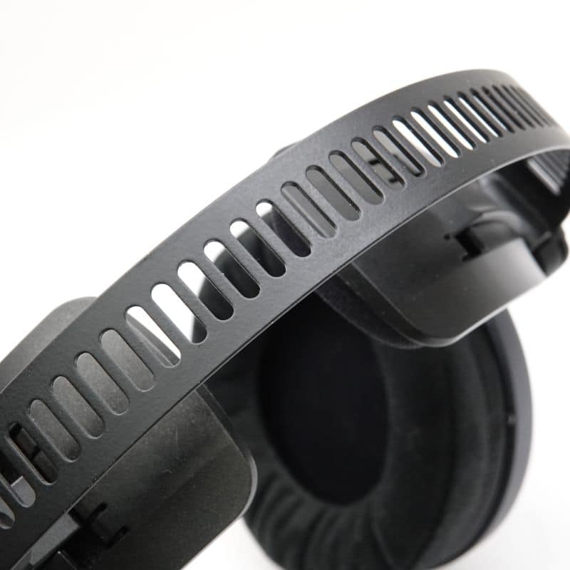 ATH-R70x
