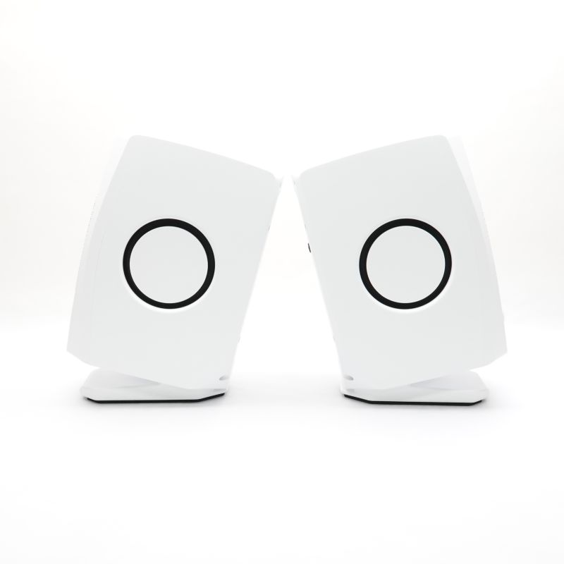 D3V/White