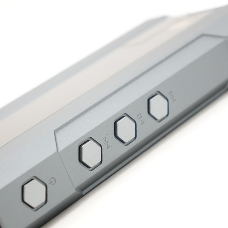 Q15 Titanium [FIO-Q15-T]