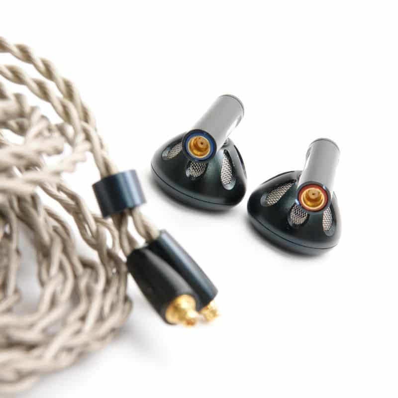FF5 Black [FIO-IEM-FF5-B]
