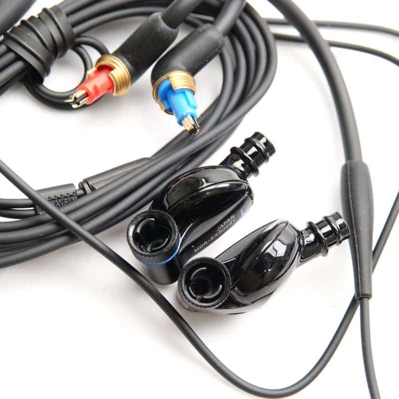 MDR-EX800ST