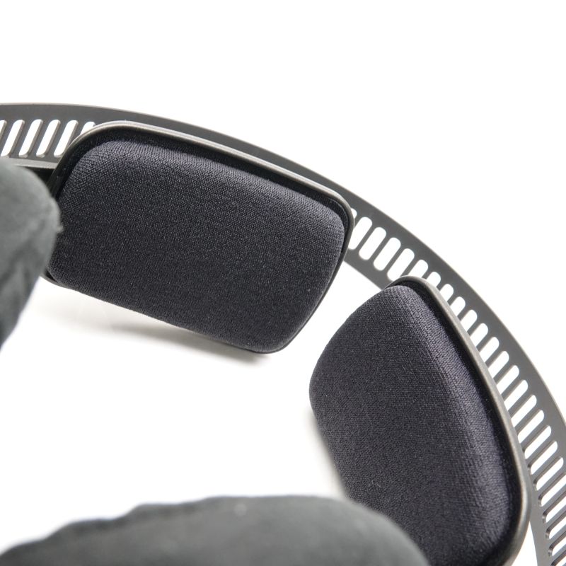 ATH-R70x