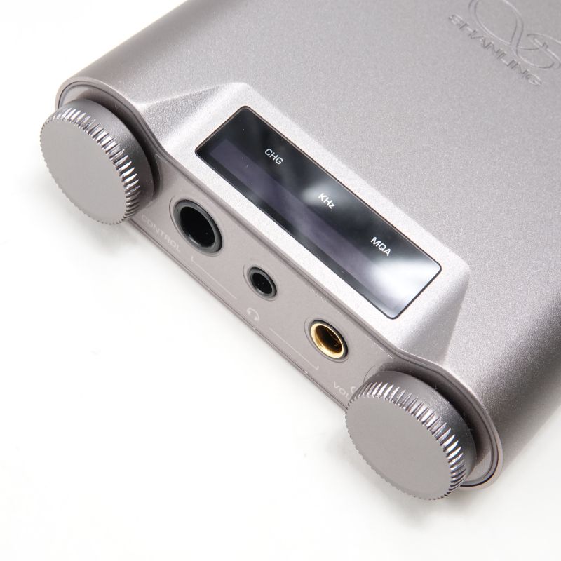 H7 Titanium（チタニウム）