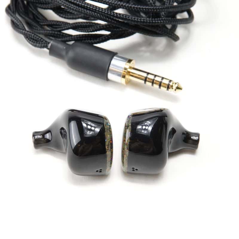 【期間限定 限界値下げ】　Empire Ears Odin universal 限界値下げ】EMPIRE EARS ODIN (Universal Fit)