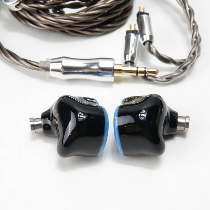 THIEAUDIO Hype 4 Blue AB+ランク 中古｜フジヤエービック