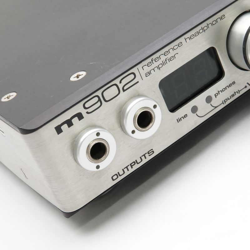 m902