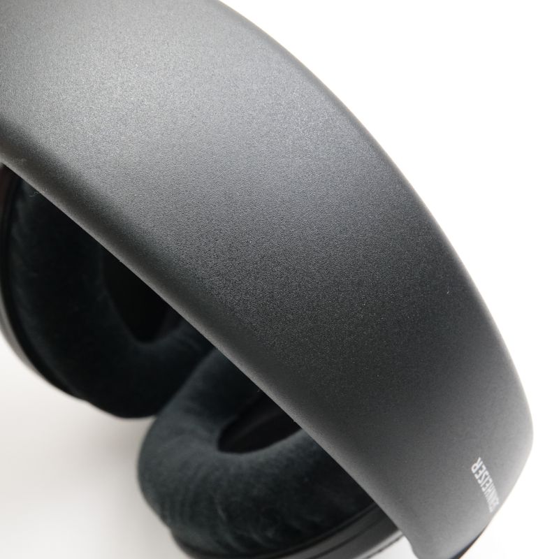HD560S
