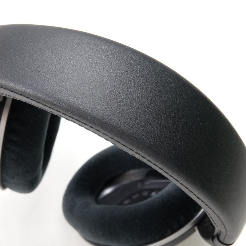 HD 550