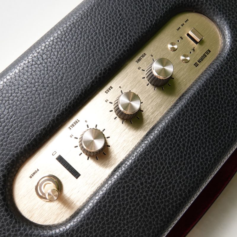 KILBURN III Black and Brass