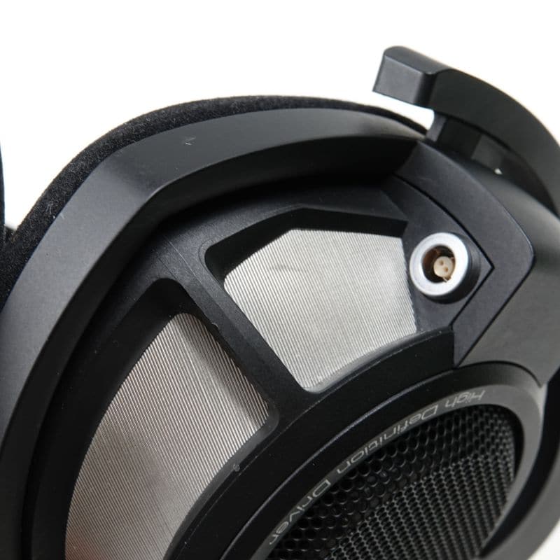 HD 800 S