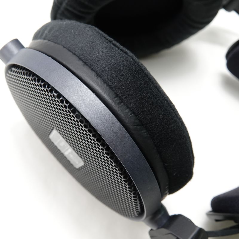 ATH-R70x