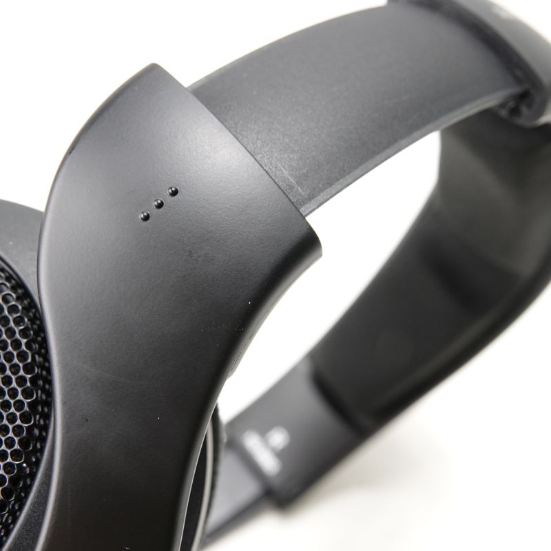HD560S