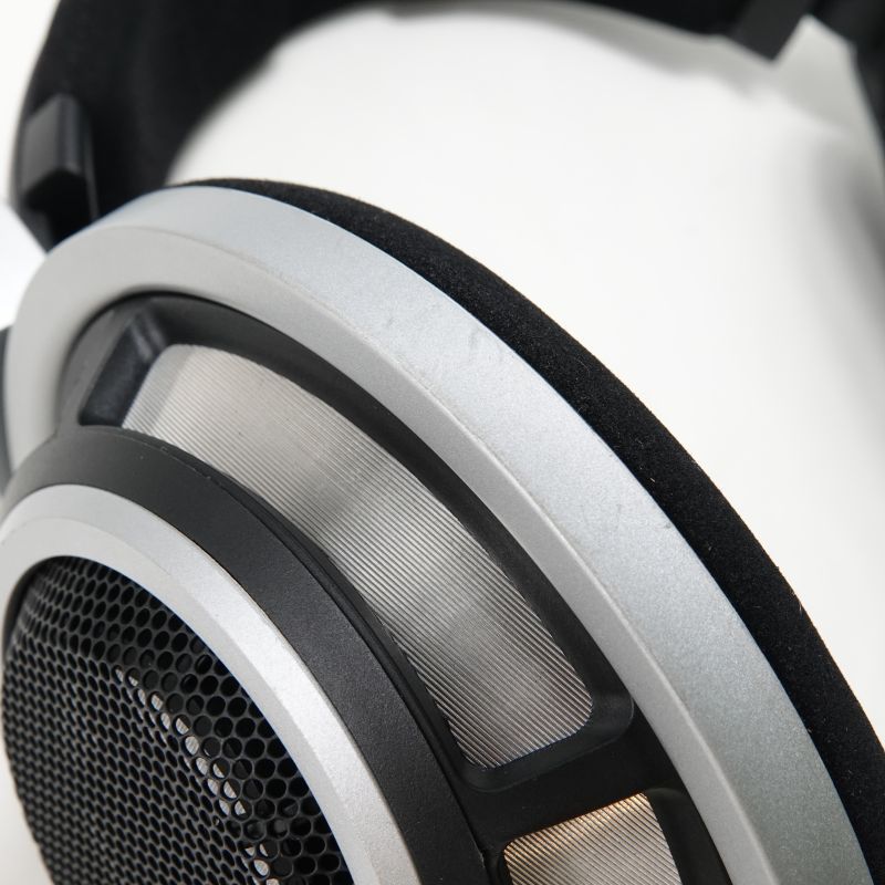 HD800
