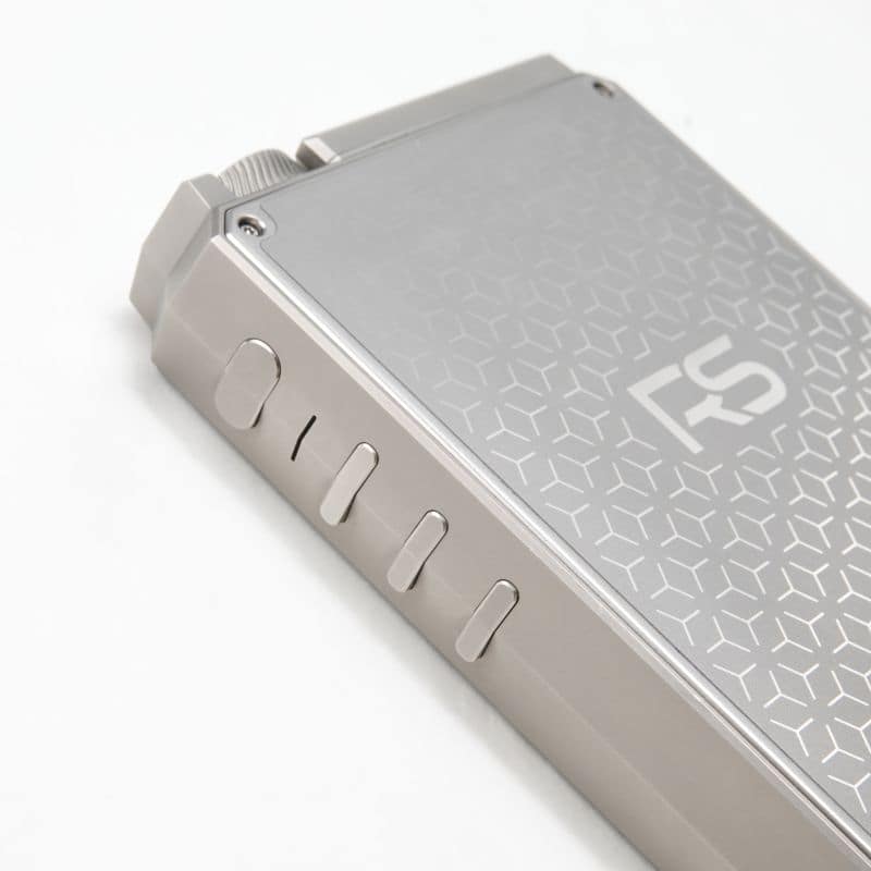 RS8