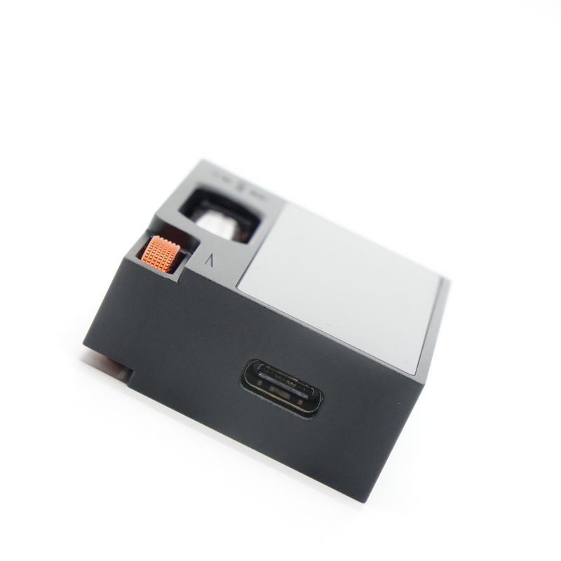 UA7 Orange