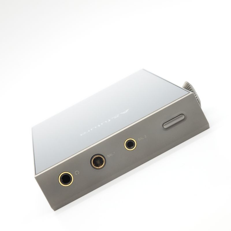 Astell&Kern A&futura SE300 Titan [IRV-AK-SE300-TI] ABランク 中古