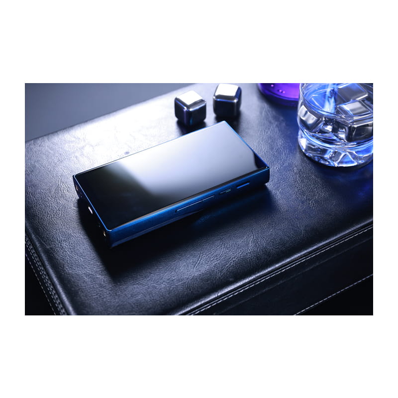 R8 II Blue