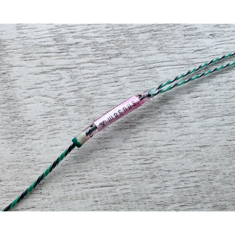 Watermelon Lily / 4.4mm 5極 AEC製 金メッキプラグ / FitEar / ロゴ＆イヤーコネクタアートワーク