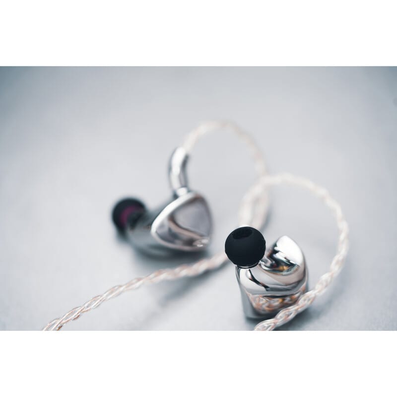 FX17 [FIO-IEM-FX17-S]（2025年7月18日発売予定）