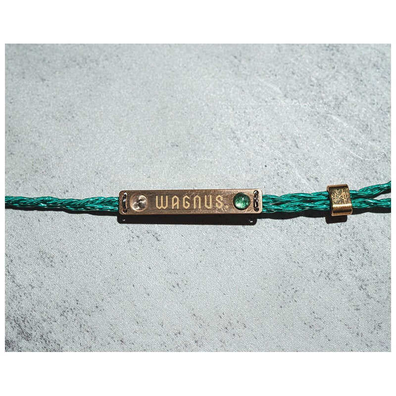 Mouton Emeraude / 4.4mm 5極 トープラ販売製 CINQBES純銅材 銀ストレートメッキプラグ / CINQBES 銀ストレートメッキ Custom 2pin / エメラルド・シングル装飾