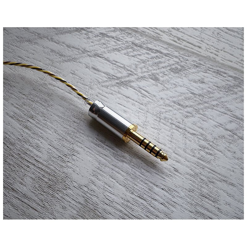 Harvest Moon / 4.4mm 5極 AEC製金メッキプラグ / Custom 2pin / ロゴ＆イヤーコネクタアートワーク ホワイトムーンストーン装飾